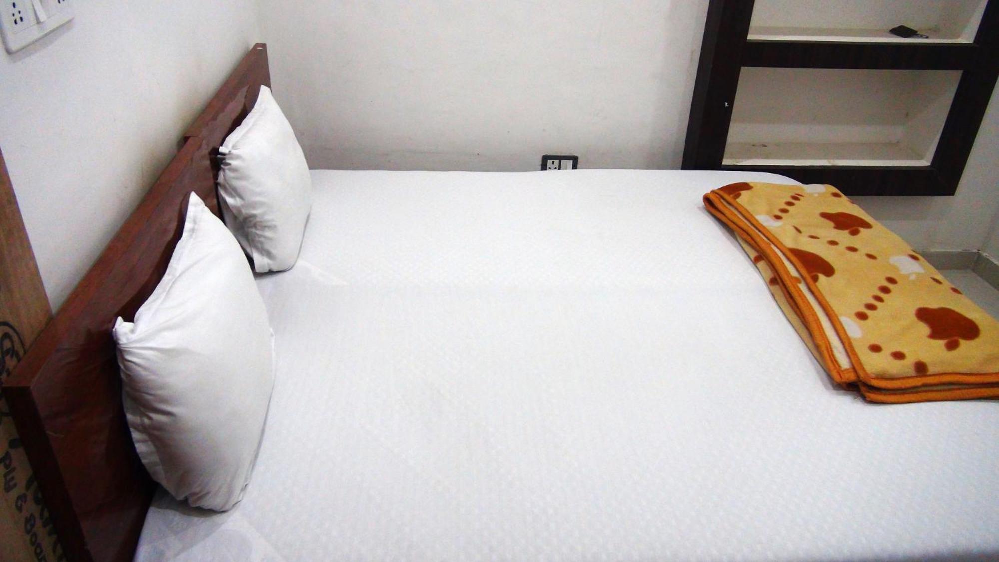 Khajuraho Hostel Eksteriør bilde