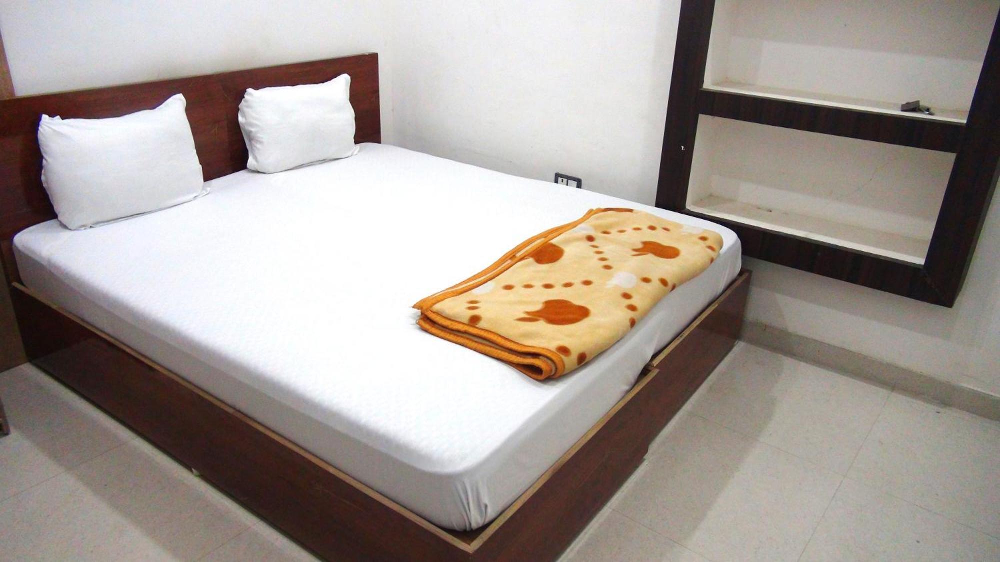 Khajuraho Hostel Eksteriør bilde